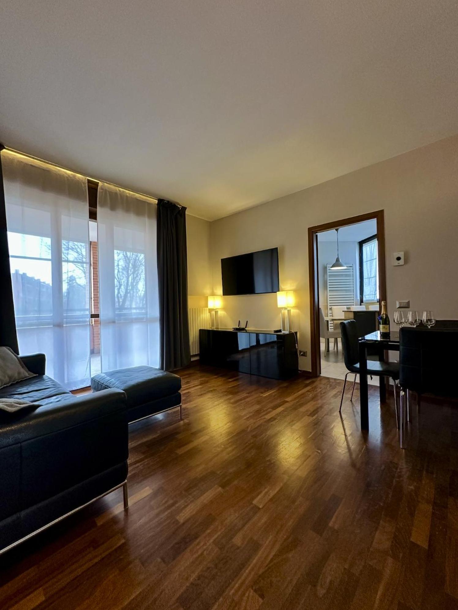 King Apartment Milano Bocconi Buitenkant foto